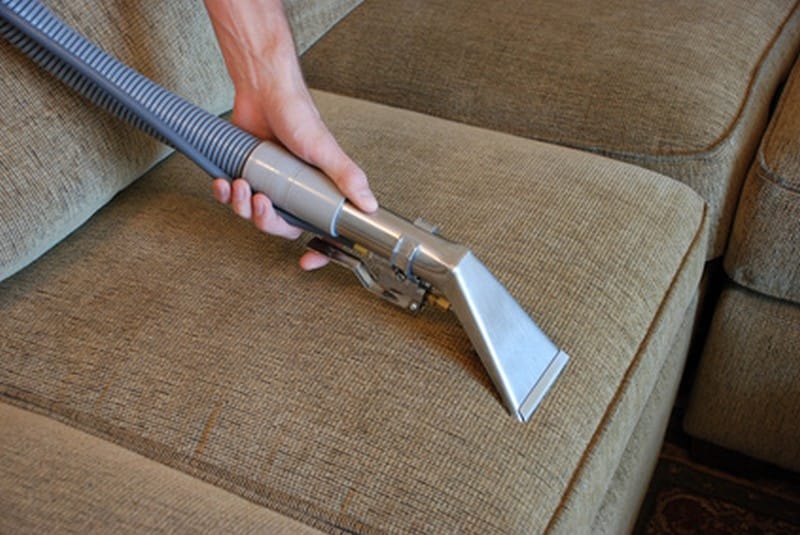 Jasa Cuci Sofa Jakarta Timur Murah Cuma di Sentron Clean!