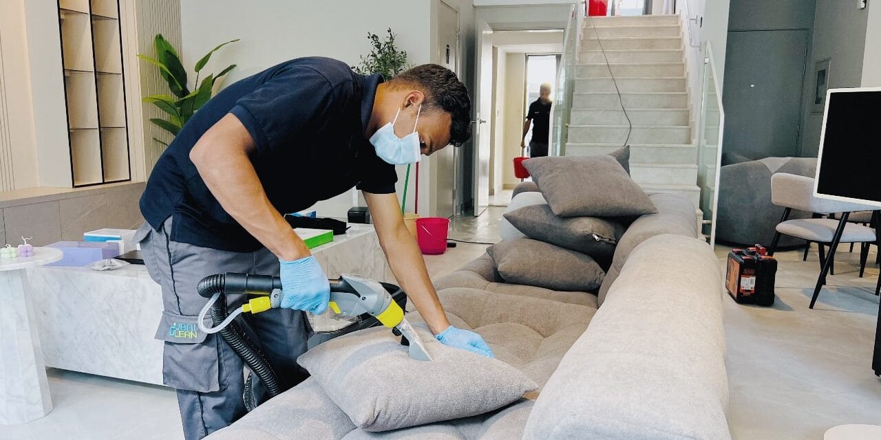 Jasa Cuci Sofa Jakarta Timur Terpercaya, Sofa Bersih, Nyaman, dan Awet Seperti Baru!